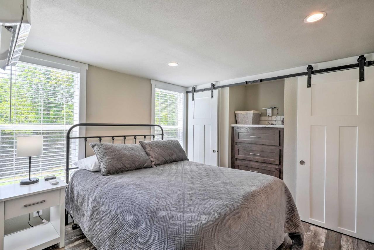 Branson Tiny Home On 52 Acres With Private Lake! Bagian luar foto