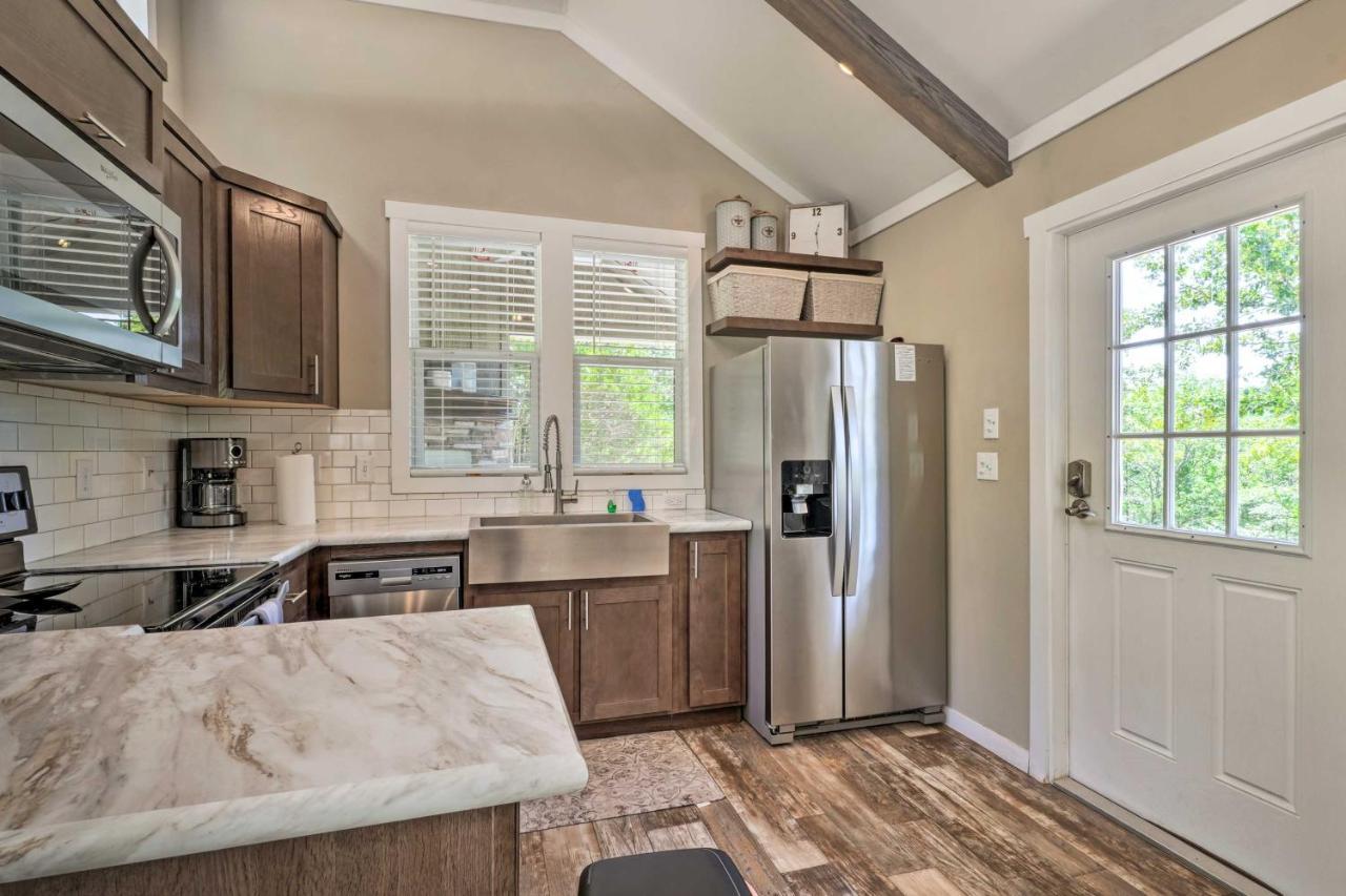 Branson Tiny Home On 52 Acres With Private Lake! Bagian luar foto