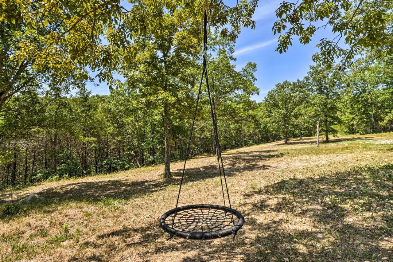 Branson Tiny Home On 52 Acres With Private Lake! Bagian luar foto